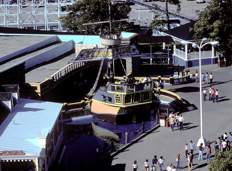 Cedar Point tweet media