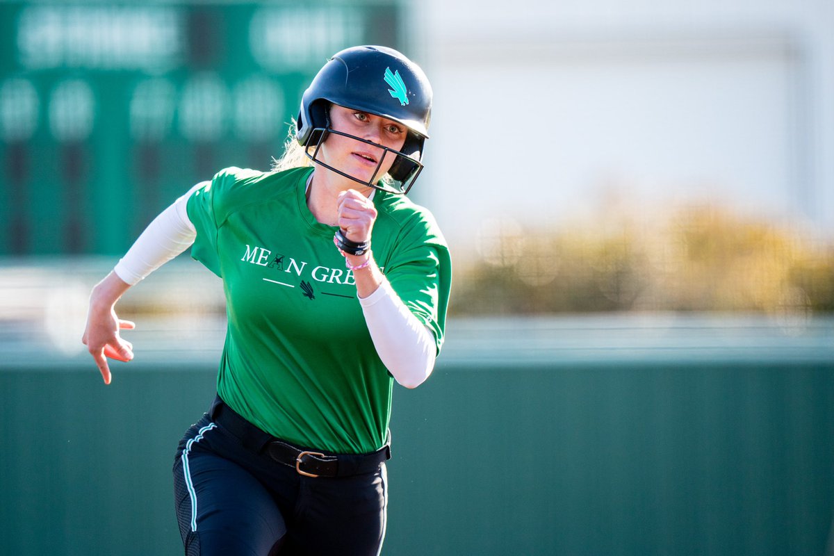 NCAA Softball tweet media