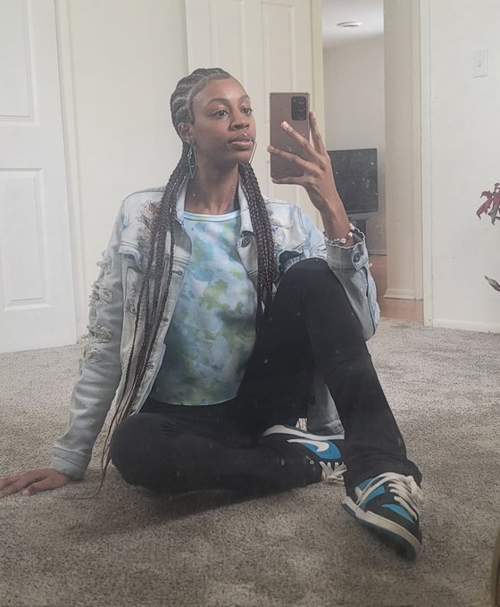 🦋 https://t.co/atkWXUCepT<a href="/tag/damnshawn"class="tags"><span>#damnshawn</span></a>