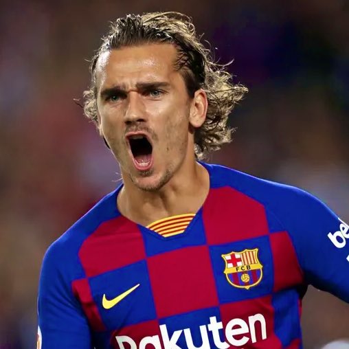 BlazquezFont's tweet photo. Una vez culer, siempre culer. Qué pena que Antoine Griezmann nunca terminase de explotar como jugador del Barça. La vida le debe un Balón de Oro. Auténtica leyenda de este deporte. #AtleticoMadrid https://t.co/Td1uRXvjOY