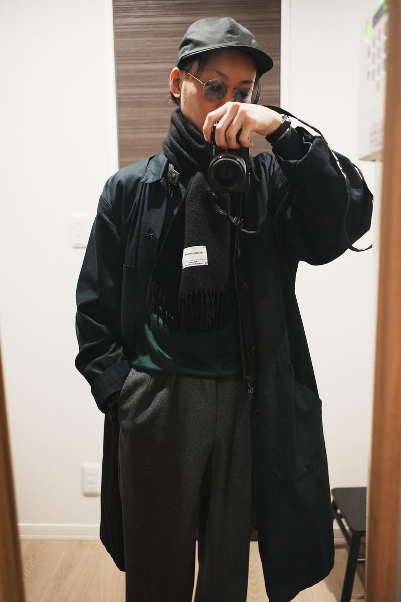 Schuhputzer621's tweet photo. 東京旅行へ行きます
数年ぶりに友人達とお会いし二郎系でスタートを切る予定🍜
outer #holk
leatherjacket #edifice
knit #doriani
bottoms #shinya #鉄道フラノ
cap #shinya
eyewear #bostonclub
watch #jaegerlecoultre
scarf #theinouebrothers
shoes #ドラフォルメ
#今日のコーデ https://t.co/kQqsTR1cRM