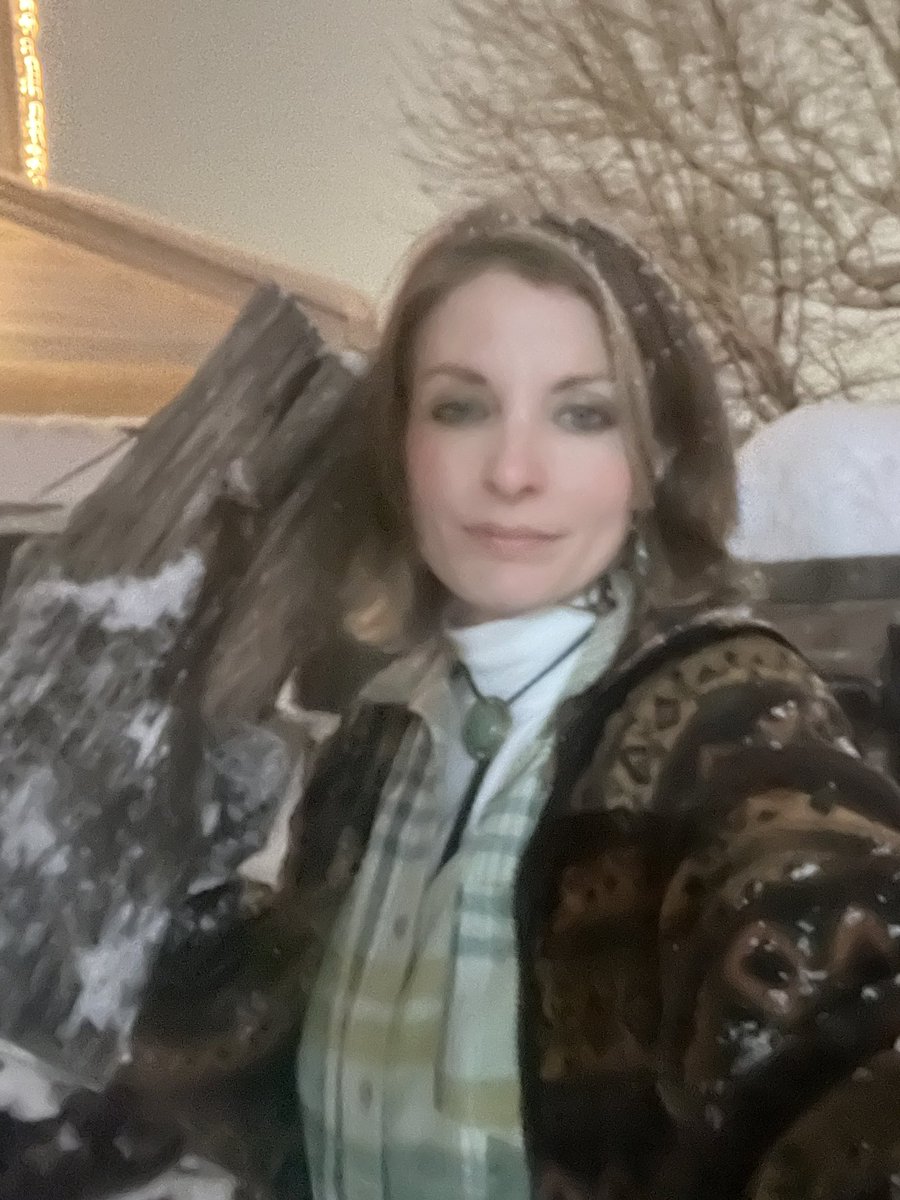 ShakesisterGrim's tweet photo. F-around (i.e., “come between a lesbian and her log”) and find out. Haha. 🪵
#MyLog #BurningSun #Dawn #Avowed #WillPower #Lesbian #Fidelity
#Snow #Thursday #Weather #Winter #BuffaLO #Stage3 #MyEyes #Sabres #Hockey #NHL #Hex #Flame #Flames https://t.co/hzAuMMRI5N