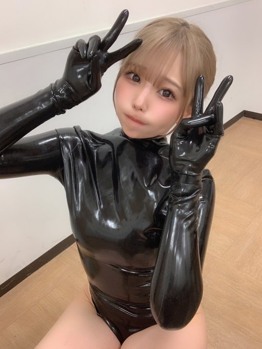 Twitterのコスプレ画像15