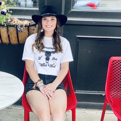 mullinsshayla17's tweet photo. #NewProfilePic https://t.co/zY9gl2V7Yj