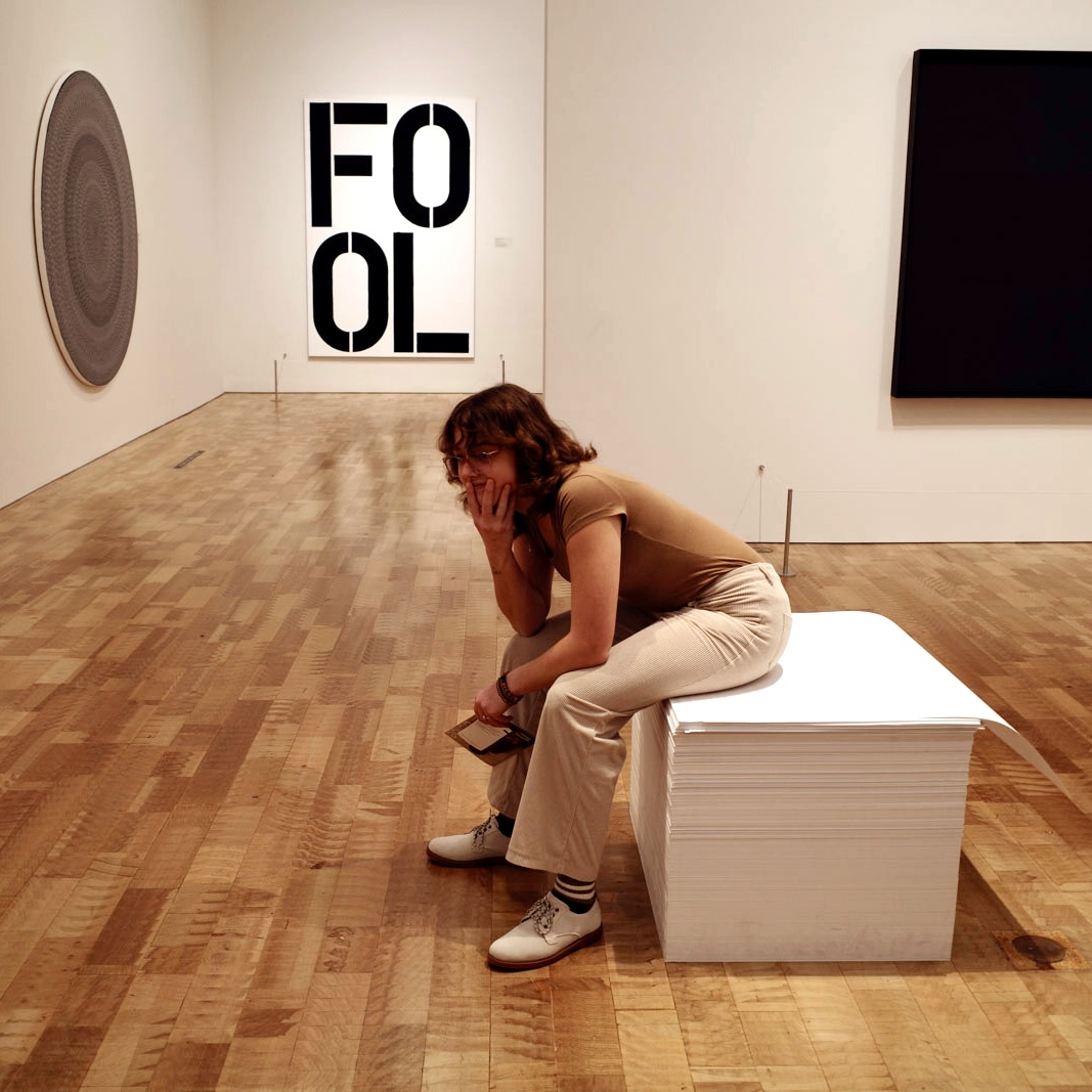 If you see this stack of paper at ⁦<a href="/MilwaukeeArt/">Milwaukee Art Museum</a>⁩, labeled “VETERANS DAY SALE” on each sheet, know that you CAN take a sheet with you…that’s the piece, and you’re allowed to take a sheet… (teen not included)…