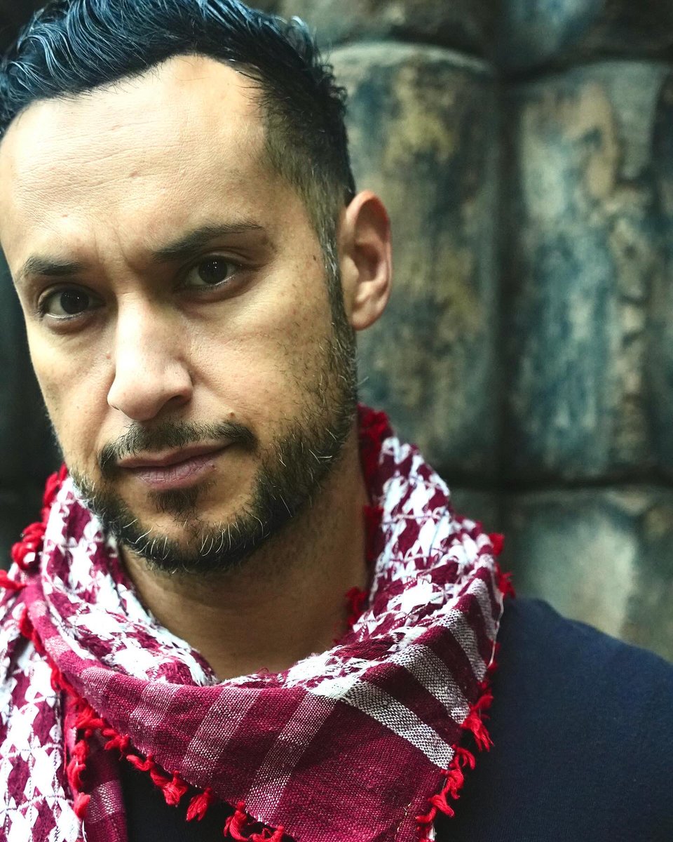 Jaylen_Moore's tweet image. Some new headshots taken by the wifey @BrittSarkisian 📸
It’s time to go back to work! 🎭🎬

-
#MENA #SouthAsian #Latino #Hybrid #Actor #LoveWhatIdo