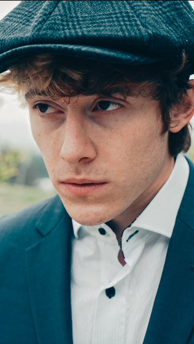 1 pic. Looking a bit Peeky https://t.co/IZdrM9kYDx