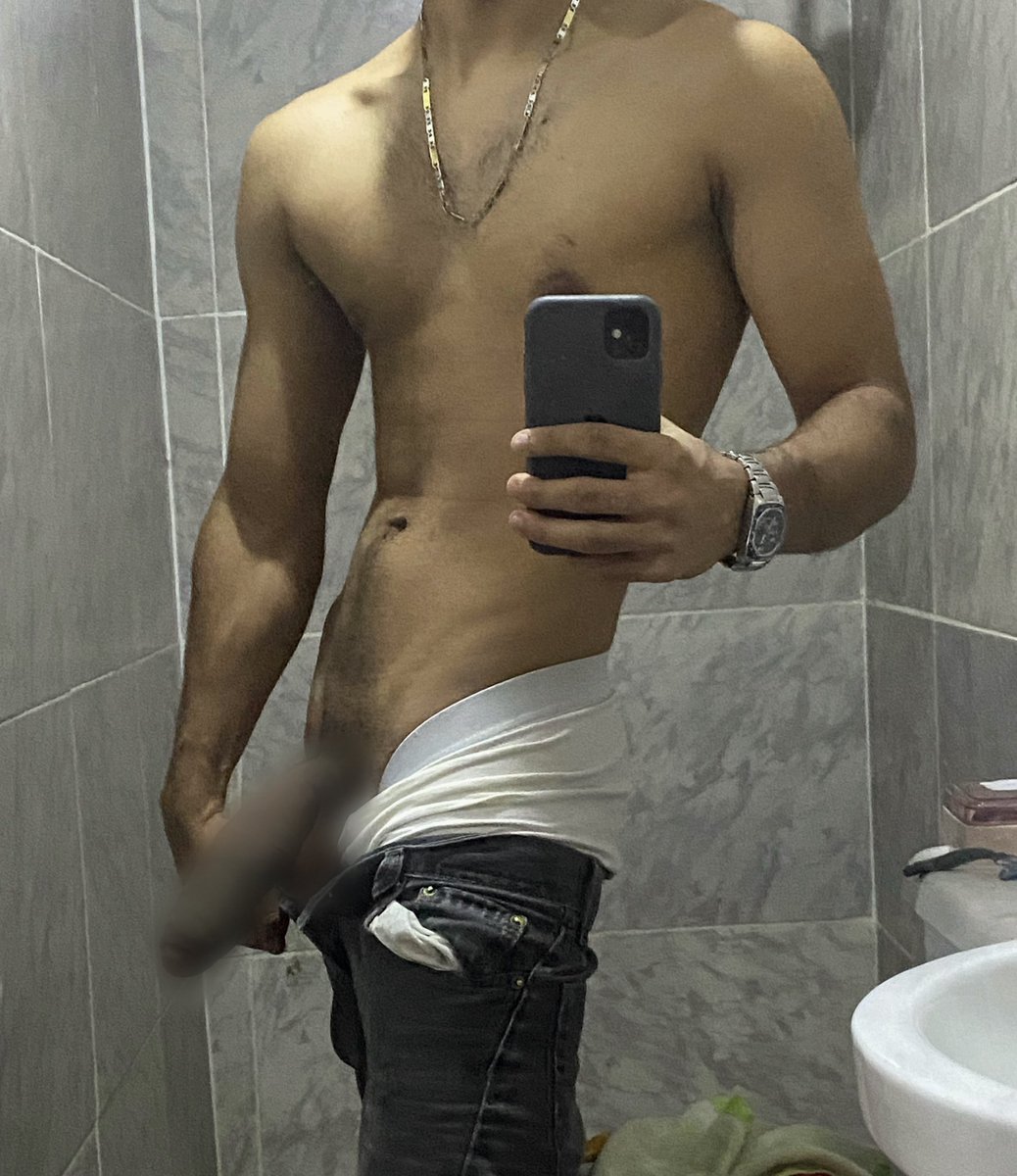 Beg me and say "Please cum inside of me" while I destroy your cute asshole 

more than 60 contents in onlyfans.com/sxdamiann