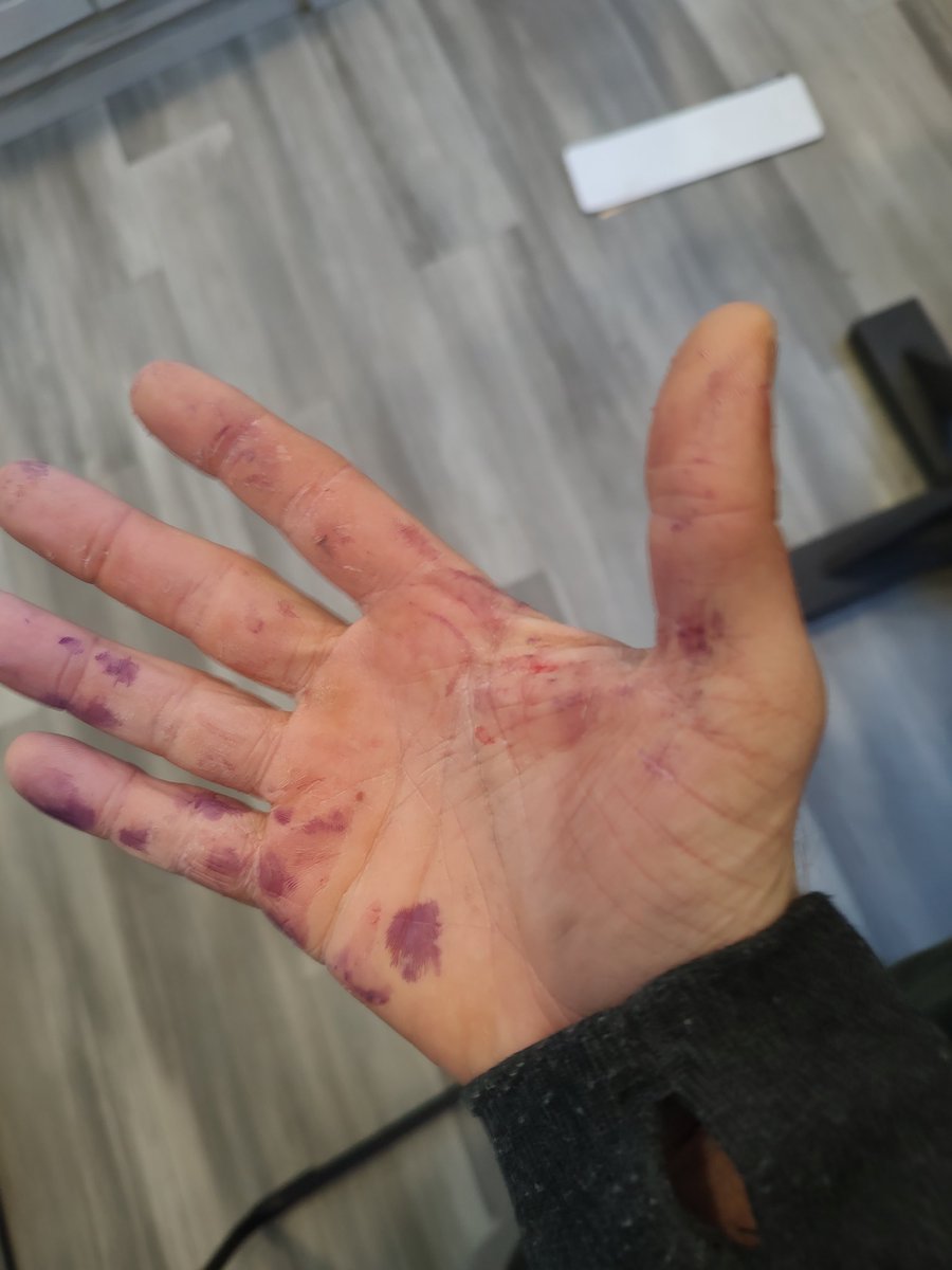 Controltowerst1's tweet image. Fixing some broken pipes around the property and then fixing/upgrading my plumping in my #5thwheel. Putting cutoff valves in important spots. 
#diy #plumping #pex