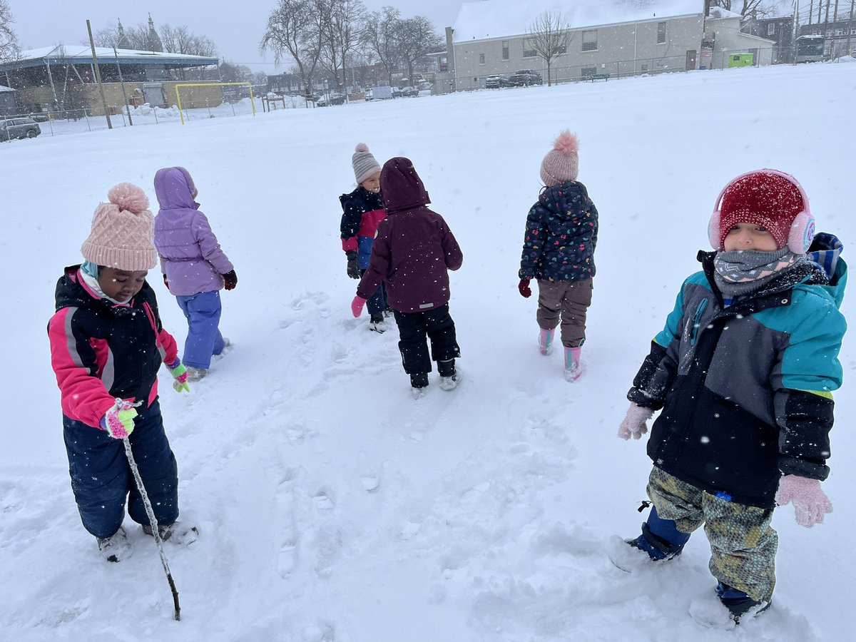 Snow day! ❄️❄️❄️ <a href="/PrinceEdwardPS/">Prince Edward Pacers</a> #earlyyears #outdoors