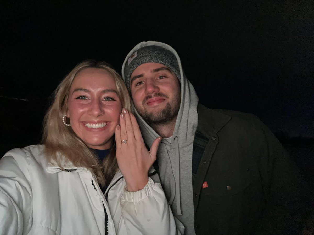 The Empty Nest tweet media