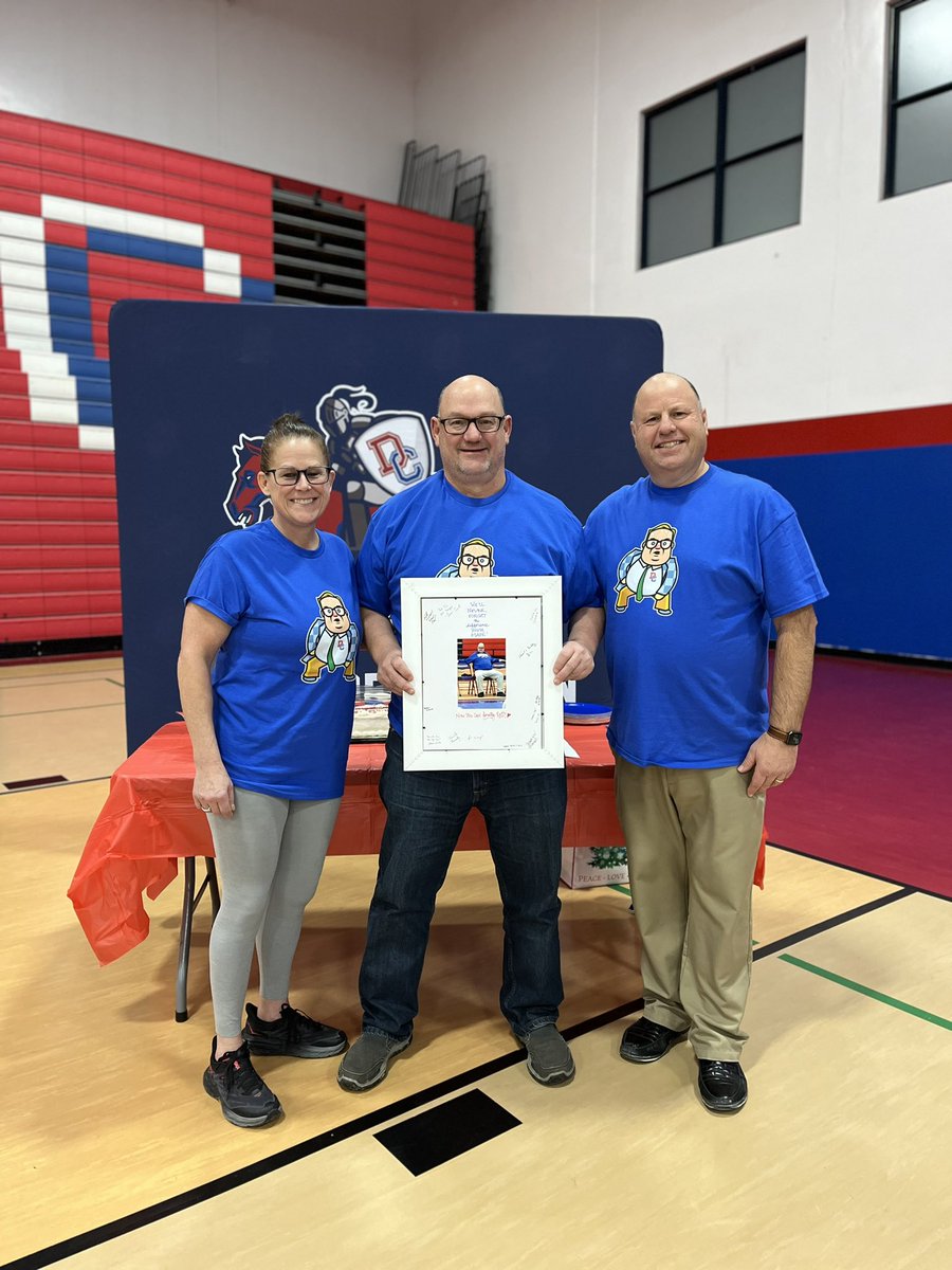 goDCHSathletics's tweet photo. The Wrestling program honored Coach Bob Skillman for his 35 years of teaching and coaching at Dundee-Crown High School. All of us will miss his wisdom, passion and dedication but wish him fun times in his retirement. @dhpreps @NWHPreps @CUSD300 https://t.co/bIOzIlbpnZ