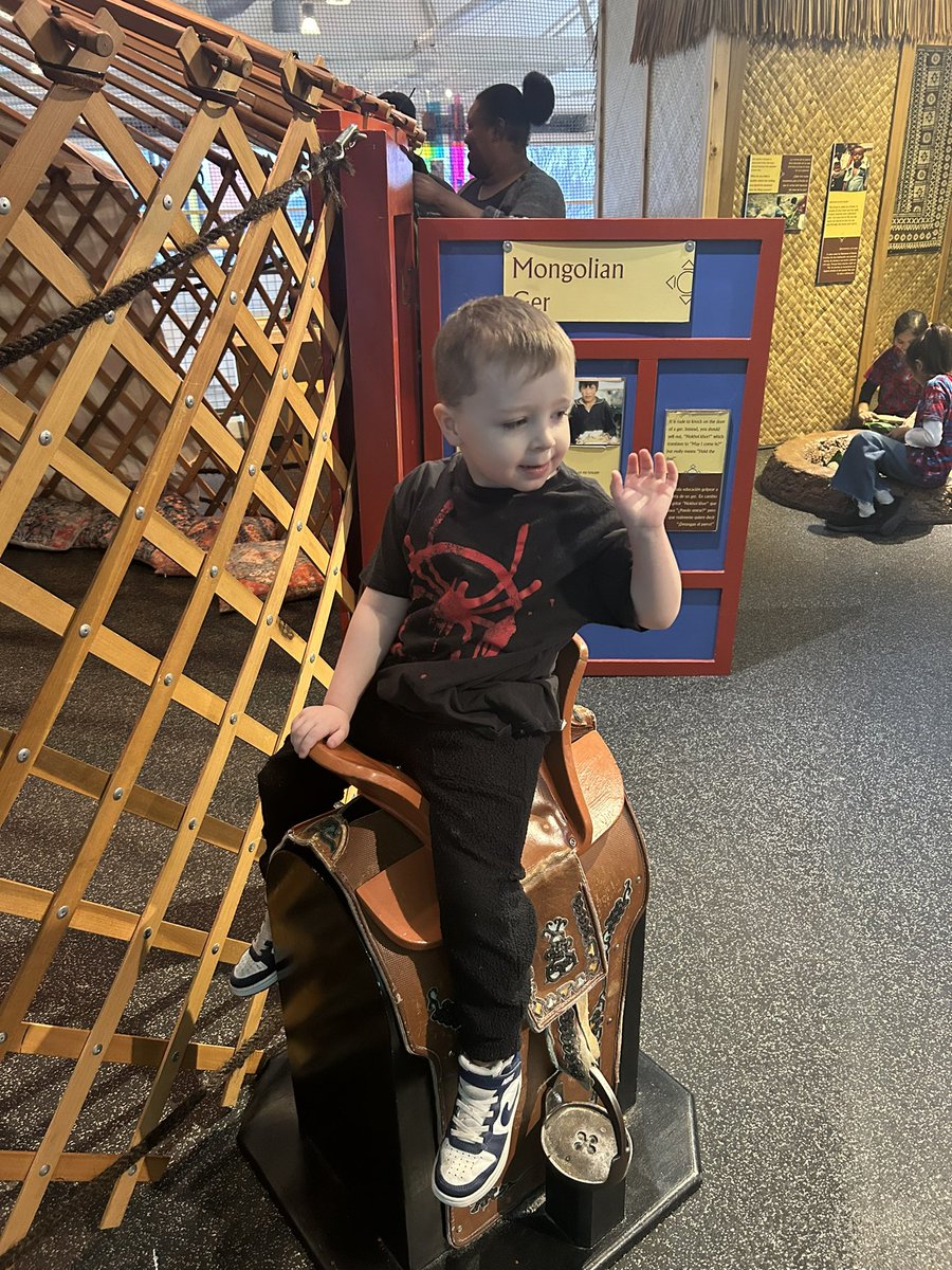 What a great time we had on our field trip to the Long Island Children’s Museum! 🫧♟️🧩🤗