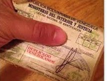 entrenador41's tweet image. #TBT
Levante la mano , quién vivió más de una año con esta verga, esperando la cédula 😂😂👍👍
#Comprobante