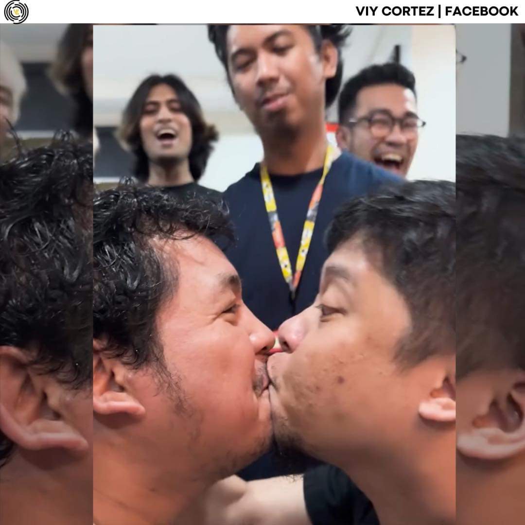 VL_MediaGroup's tweet photo. ANO ANG KAYA MONG GAWIN SA NGALAN NG 1K? 😆

Team Payaman boys, muling kumasa sa P1k-challenge ni Viviys! Sino kaya ang nagkatuluyan, este, tuluyang nanalo? 🤣

🎥 Viy Cortez | Facebook
https://t.co/6kRMYKAzS1

#ViyCortez #CongTV #Congpound #TeamPayaman #VIYLineMediaGroup https://t.co/pOtrYDJ3IT