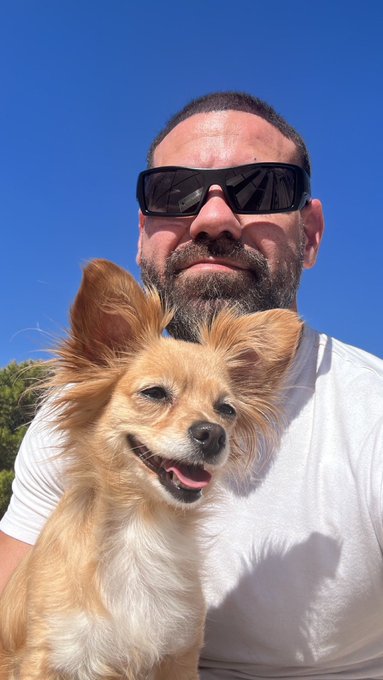 If you&rsquo;re lonely, depressed, or lacking purpose- get a dog. https://t.co/epgj6D5kcO<a href="/tag/aprilfoolsbaby"class="tags"><span>#aprilfoolsbaby</span></a>