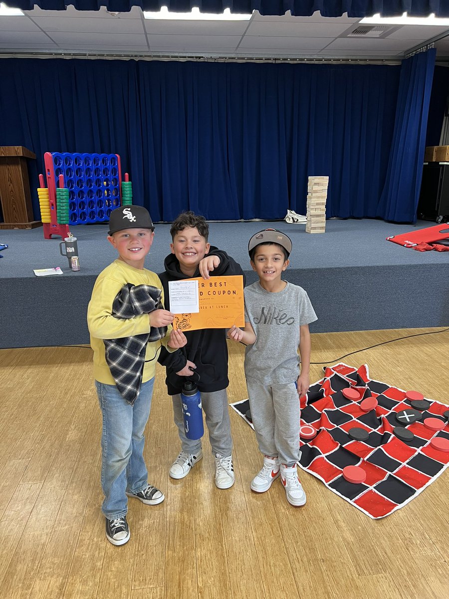 Rewarding positive behavior is our FAVORITE thing to do.  #pbis #tigerBEST #opshares