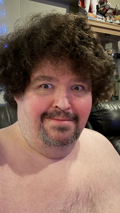 Watch Boogie2988's leaked NSFW photo on TwXstars