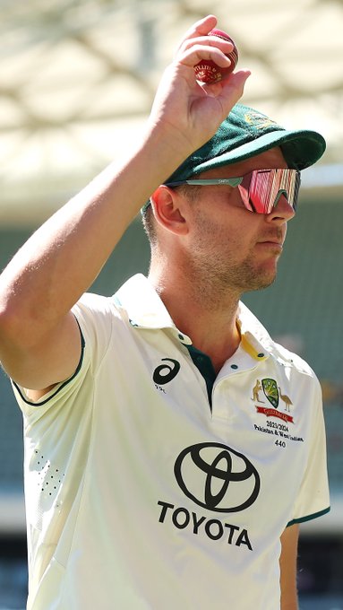 Cummins speaks on Josh's performance in this Test... 📹 Credits: Twitter/cricketcomau