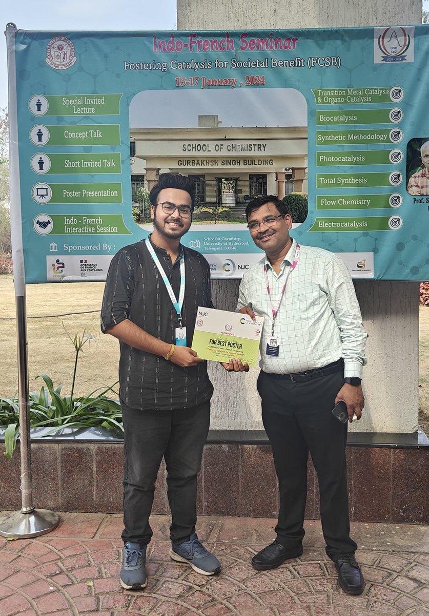 Sudipta Raha Roy (@srrlab) on Twitter photo Congratulations! Vishal (<a href="/VishalJyotiRoy1/">Vishal Jyoti Roy</a> ) for winning the best poster award at the Indo-French FCSB-2024 Conference organized by the University of Hyderabad. <a href="/Chemistry_iitd/">Chemistry_IIT Delhi</a> Congratulations! Vishal (<a href="/VishalJyotiRoy1/">Vishal Jyoti Roy</a> ) for winning the best poster award at the Indo-French FCSB-2024 Conference organized by the University of Hyderabad. <a href="/Chemistry_iitd/">Chemistry_IIT Delhi</a>