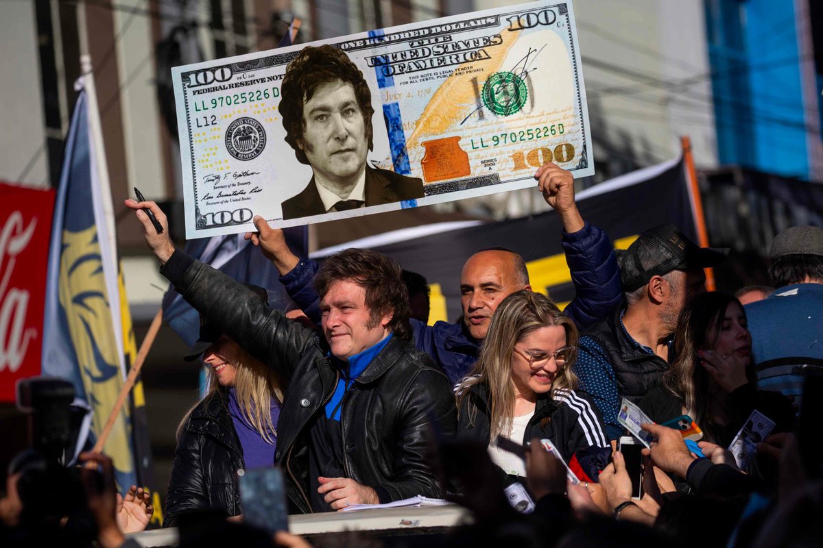 caijingshujuku's tweet image. 阿根廷总统 哈维尔·米莱 达沃斯世界经济论坛演讲全文（中文版）

非常牛的演讲，振聋发聩！强烈建议大家看完！

下午好！非常感谢。…