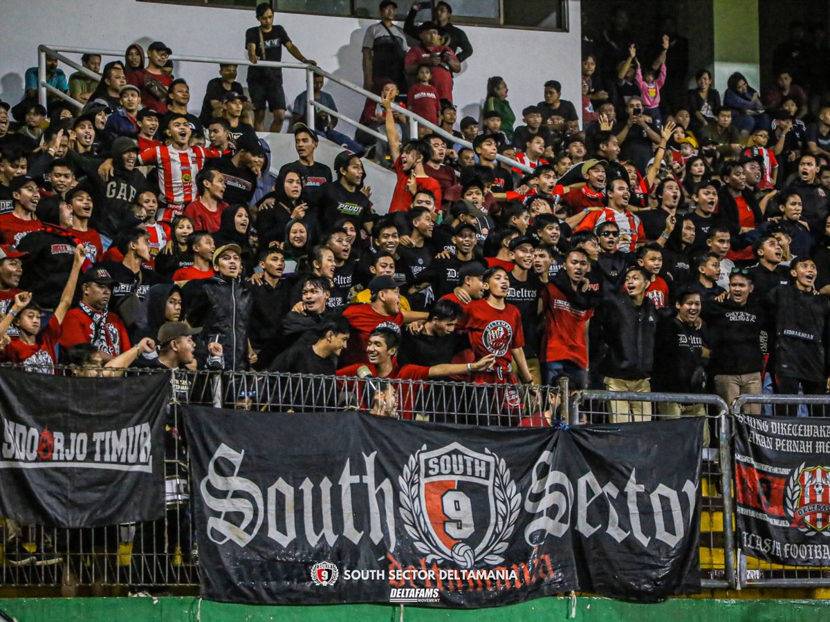 southsector1989's tweet photo. MENOLAK PADAM‼️
Apapun yang terjadi, apapun yang menghalangi, kami tidak akan pernah mundur sekalipun. Bara api ini akan selalu menyala dan tidak akan bisa dipadamkan.
Pict by : deltafams media
#SS9DM https://t.co/R7Q3aLJ5b0