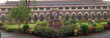 HawkStar191's tweet photo. Can we please save the APS MHOW heritage building? It's a piece of history that deserves to be preserved for future generations. Let's work together to protect our heritage. #saveapsmhow #saveheritage #MadhyaPradeshNews https://t.co/N3FH4UFf5o