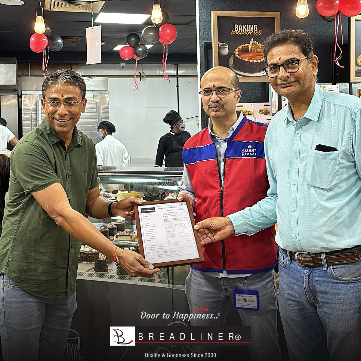 Breadliner1's tweet photo. 🎉 Exciting News! Our Breadliner store officially opened its doors  at Reliance Superstore, Vesu, Surat! We’re thrilled to have you here, ready to share the joy of freshly baked goodness with our amazing community. 

#breadliner #breadlinersurat #breadlinergiveaway https://t.co/jglmXgWD9z