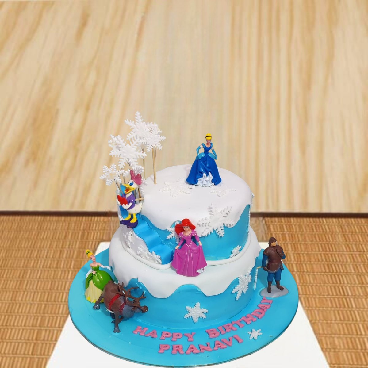 cake_o_clocks's tweet image. Sweeten her day with a cake as special as she is! Our delightful cakes for girls are crafted with love and adorned with sweetness. 

Follow us on Facebook &amp;amp; Instagram for more cakes - Cake'O'Clocks

#cakeoclocks #cakeoclockss #CustomisedCake #CakeForGirls #SweetCelebration