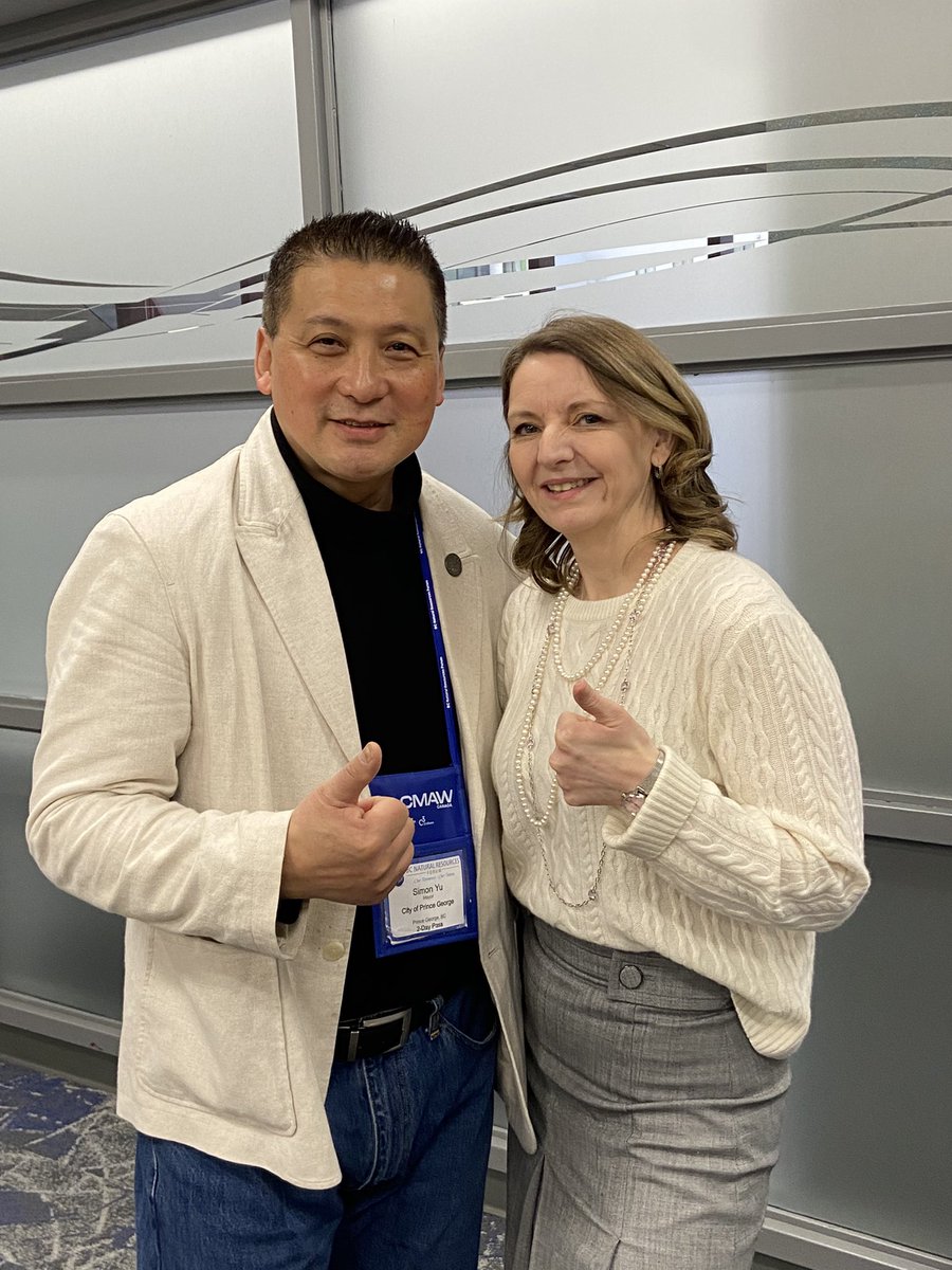 Laura Jones tweet media