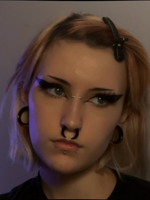 first time in a while I&rsquo;ve felt like myself.  Everyone else have a good night? https://t.co/EabS8bDR