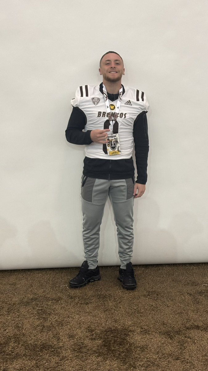 _jrhays's tweet image. After a great phone call with coach @CoachReid_ I would like to announce that I have received my first division 1 offer/opportunity as a preferred walk on (PWO) at the university of Western Michigan. @CoachLT39 thank you for all love and hospitality coach! @CamAllenFB…