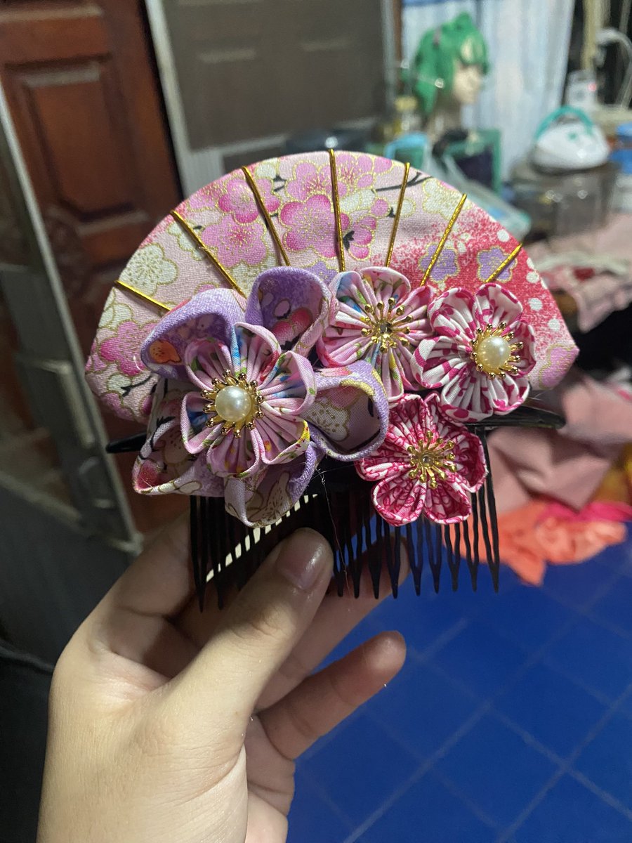 Garlic_sassy's tweet photo. เปิดรับออเดอร์งานแฮนด์เมดง้าบ 

เริ่มต้น 6️⃣9️⃣
#แฮนด์เมด #งานฝีมือ #Japan #handmade #handmadegift #กิ๊ฟติดผม #กิ๊ฟญี่ปุ่น #ญี่ปุ่น #japanhairpin #kanzashi #kanzashihairpin #kimono #kimonohairpin #kanzashiflower #งานทำมือ #งานแฮนด์เมด https://t.co/FVf7qSwVDI