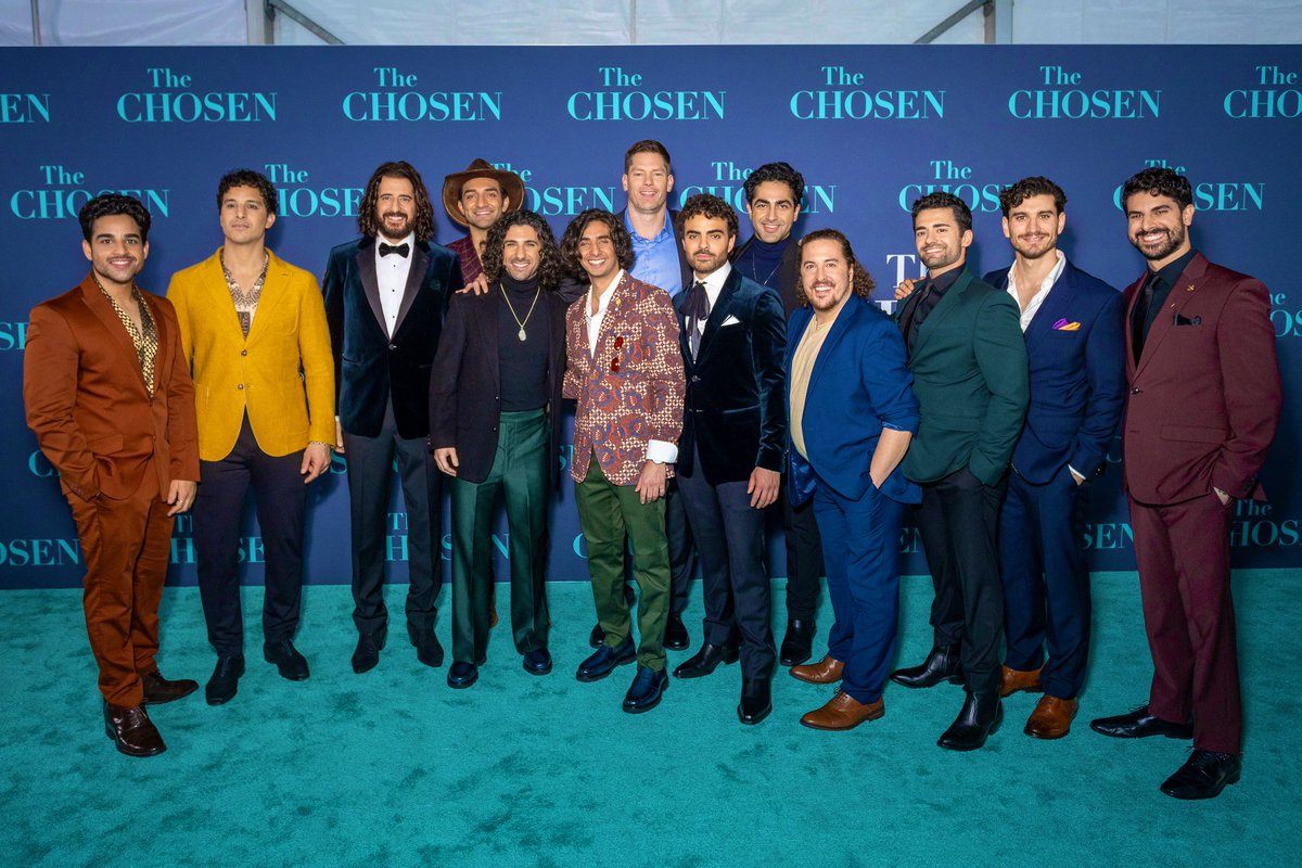 JonathanRoumie's tweet photo. Epic Season 4 Premiere of @thechosentv last night. 
I’m telling y’all…stock up on Kleenex NOW. Such a beautiful family to be on this journey with! 🙏🏽♥️💪🏽💥
Season 4 hits Theaters FEB. 1st!! 
Tix on sale now:
https://t.co/UGPjJMIZqQ https://t.co/asf7PqRYvg
