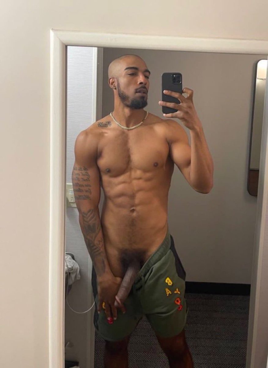 Mr_keithsweat's tweet photo. @kingxdel  sheeesshhhhhhh 6’4 ��

 I’d give up a limb to just 😩 …. 

Yea .. https://t.co/kgHEtzP12d