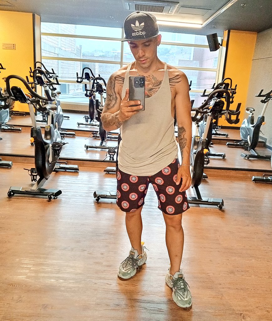 Nea me siento orgulloso de lo que soy y lo que he logrado 🥹😈