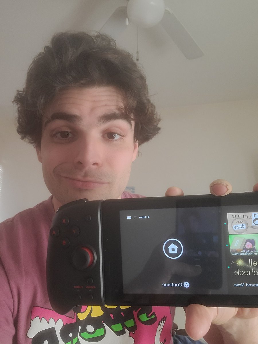 nelward64's tweet image. My wife and her boyfriend are watching a movie but luckily the #NintendoSwitch doubles as a handheld! #gaming