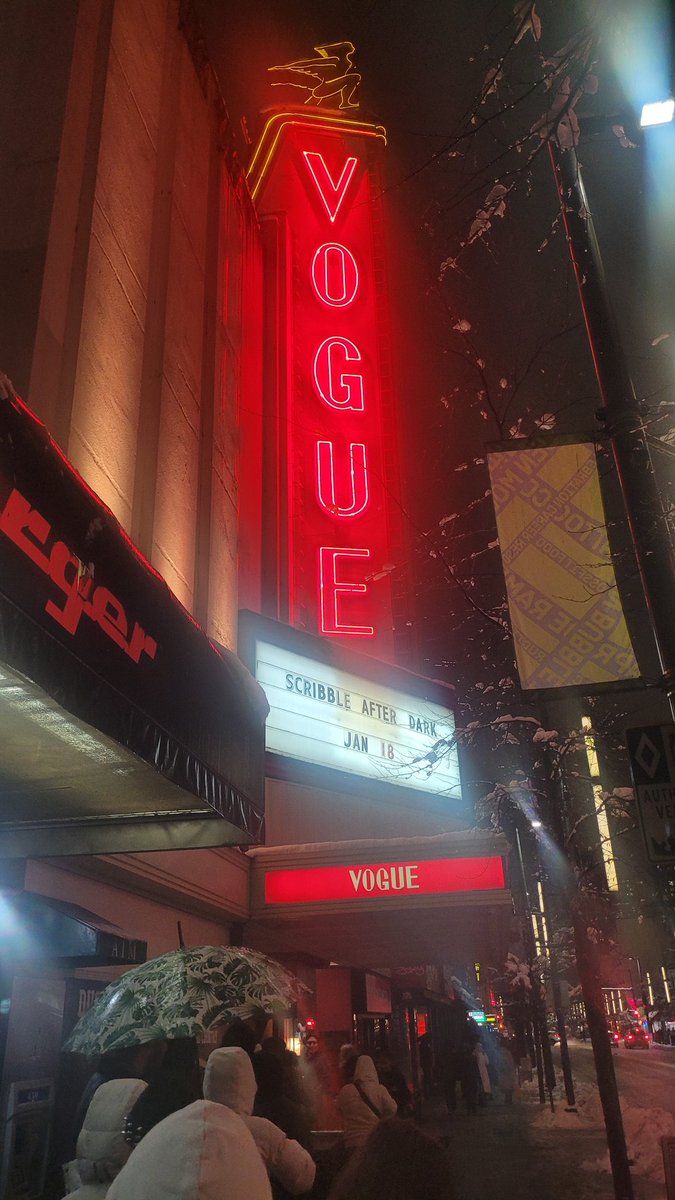 CassidyTheCivet's tweet photo. Going to my first YouTuber live show tonight! #ScribbleShowdown here we go! 18+ too so I can't bring my younger sister or feel bad lol
Walked in and discovered that apparently there was a VIP Q&A I missed because the tour company didn't reach out to me since December. Oops! π«₯ https://t.co/G5bV8LKc0I