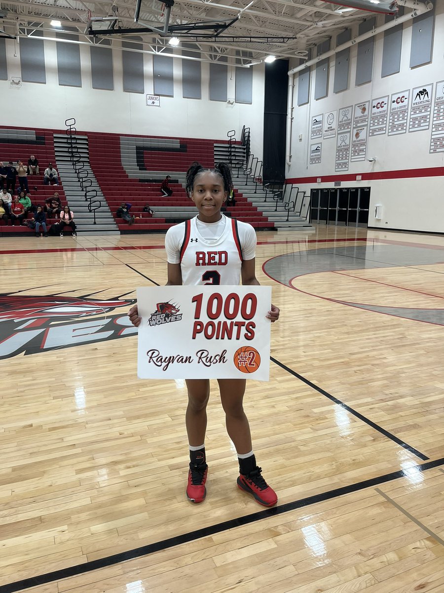 Congratulations to <a href="/RayvanRush/">Rayvan Rush</a> as she scored her 1000th varsity career point in a 51-32 victory over <a href="/EPCHSgirlsBBALL/">Evergreen Park Girls Basketball</a> 

<a href="/TFSo_Athletics/">T. F. South Athletics</a> <a href="/TFSRedWolves/">TF South High School</a> <a href="/ssuburbanhoops/">Southsuburbanhoops</a> <a href="/SouthtownSports/">SouthtownSports</a> @VossPreps <a href="/mikeclarkpreps/">MikeClarkPreps</a> <a href="/PrepGirlsHoops/">Prep Girls Hoops 🏀</a> <a href="/PGHIllinois/">Prep Girls Hoops Illinois</a>
