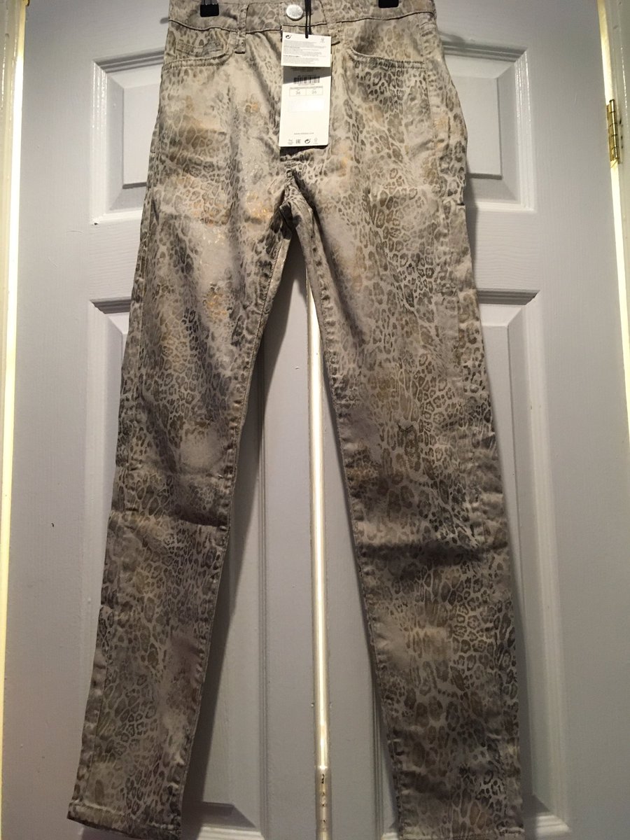 CAMGIRL_LACE's tweet photo. Expensive Mattimo Mussi “Uterque” Beige Designer Animal Print Skinny Trousers 8 For Sale on Ebay Worldwide https://t.co/E09MnDEb03