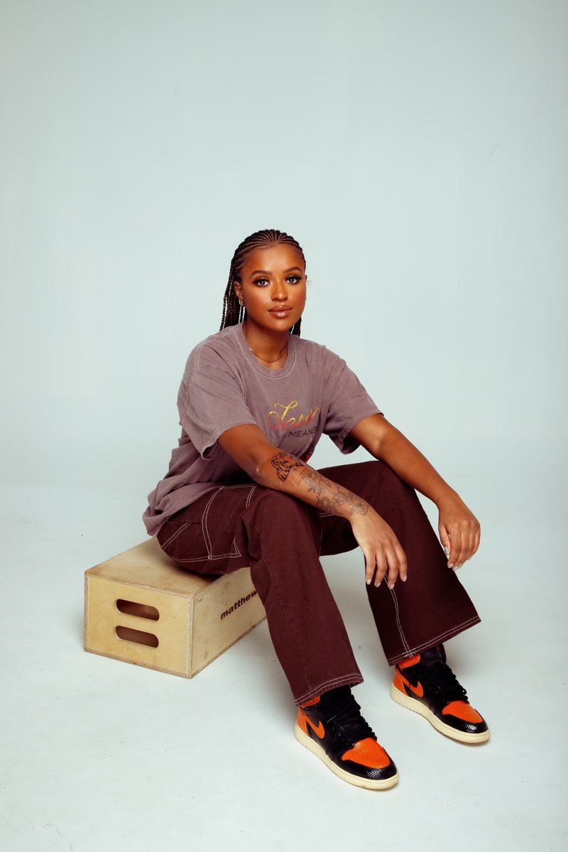 We spoke to R&amp;B/Soul artist… <a href="/itoldlexi/">itoldLexi</a> about her latest EP, her New Year's resolutions, and so much more.👉 bit.ly/424qntb