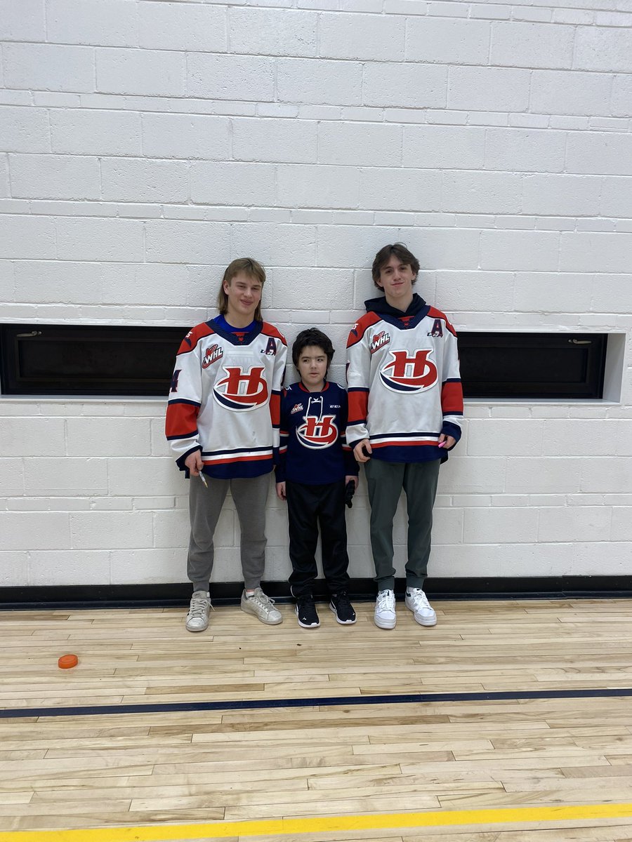 The players spent the evening at <a href="/SenBuchanan/">Senator Buchanan</a> elementary school. After playing some floor hockey the players signed some autographs for the students. Looks like fun was had by all.