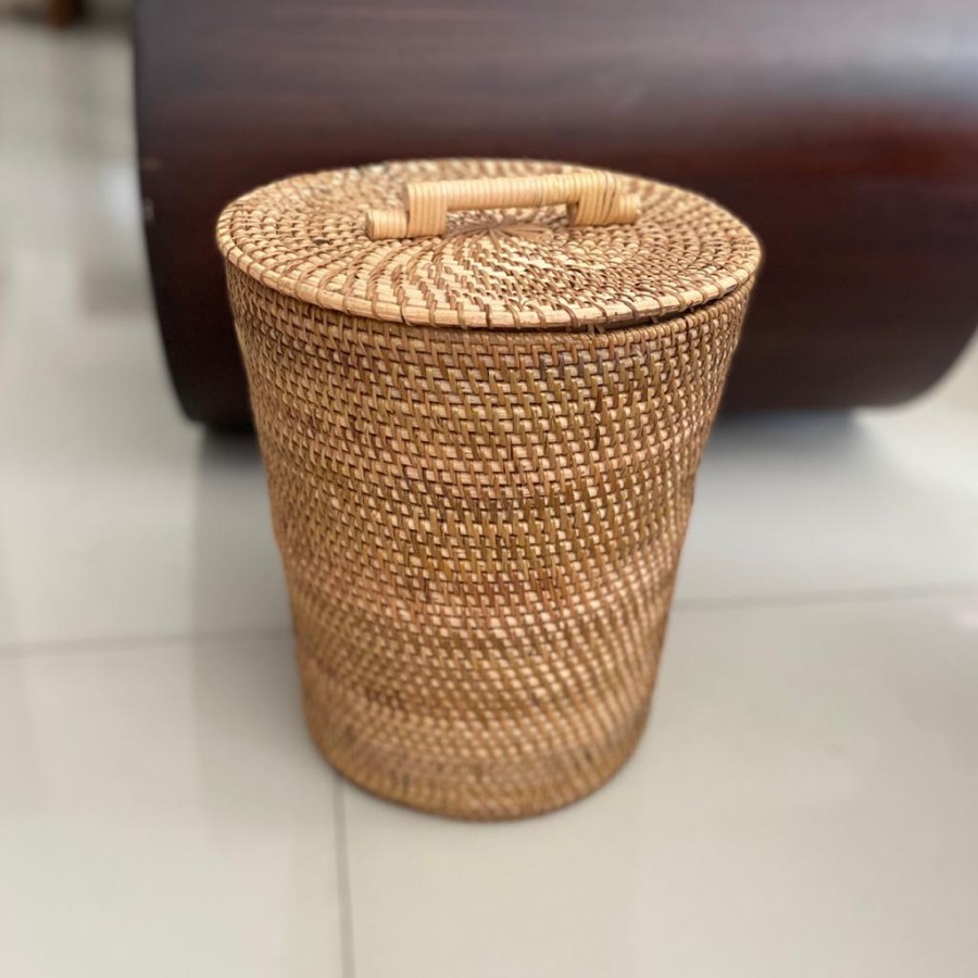 Kerajinan_bali's tweet image. Tempat Sampah Rotan Lombok

Harga: Rp250.000

Kamu bisa pesan di sini
tokopedia.com/kerajinanbali/…
shopee.co.id/Tempat-Sampah-…

More info
CP 081805322195
kerajinan-bali.com

#rotan #tempatsampah #tempatsampahrotan #trashbin #kerajinan #kerajinanbali