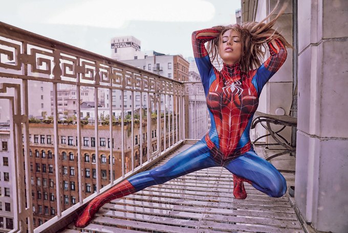 But the rain did in fact NOT wash the spider out. https://t.co/t2XlRCV1lH<a href="/tag/borderlands"class="tags"><span>#borderlands</span></a><a href="/tag/borderlandscosplay"class="tags"><span>#borderlandscosplay</span></a><a href="/tag/psychocospl"class="tags"><span>#psychocospl</span></a>