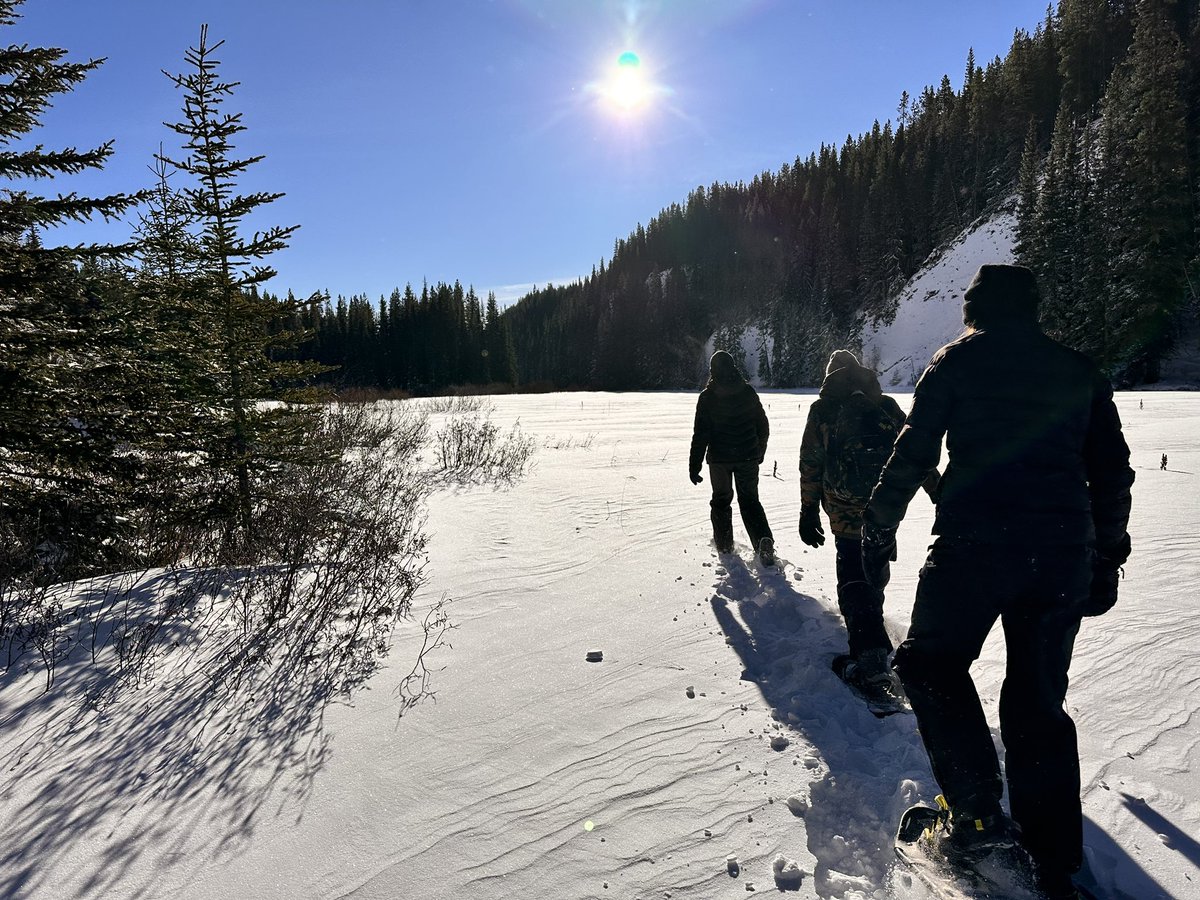 After that cold snap last week an adventure with students to the mountains was just what we needed! Feeling grateful for days like today🏔️❄️🙏 @yyCBEdu @albertateachers @takemeoutside