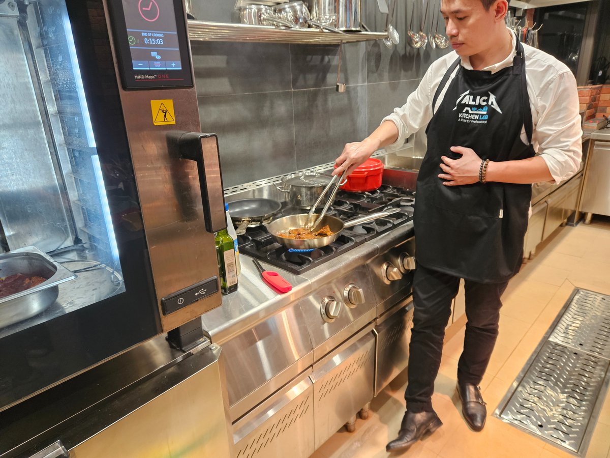 TrngQucDng3's tweet image. Demo testing product at Talica Kitchenlab - A Point Of Professional
#kitchenlab #hiddenkitchen #professionalkitchen
