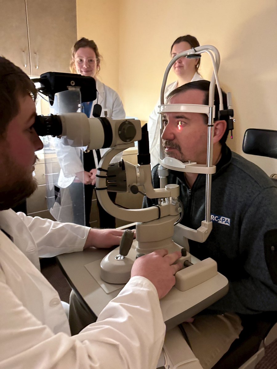 PrairieEyes's tweet photo. A lot of smart students from the PA program at USD in our clinic today. We are honored to be a part of their education! #physicianassistant #eyecare https://t.co/zth3slSyuk
