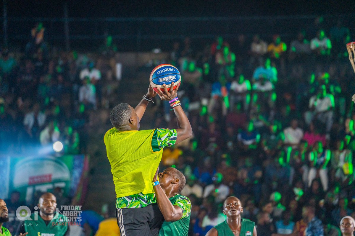 fnlbball's tweet image. These are some of the actions you missed at the Friday🏀Night🚨Lights 🔥Grand 😎Finale
#fnlbasketball9
#weballing