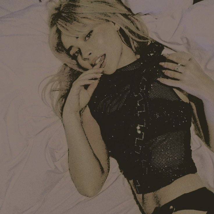 bubbblegumdoll's tweet image. ⠀⠀⠀⠀
 ⠀⠀⠀⠀   ⠀  ⠀⠀⠀ ⠀ 𝘺𝘰𝘶𝘳 𝘤𝘢𝘮𝘦𝘳𝘢 𝘳𝘰𝘭𝘭 𝘪𝘧 𝑳𝒊𝒍𝒂𝒉
  ⠀   ⠀⠀ ⠀ ⠀  ⠀⠀⠀ ⠀ 𝘸𝘢𝘴 𝘺𝘰𝘶𝘳 𝒈𝒊𝒓𝒍𝒇𝒓𝒊𝒆𝒏𝒅.
  ⠀   ⠀⠀⠀ ⠀