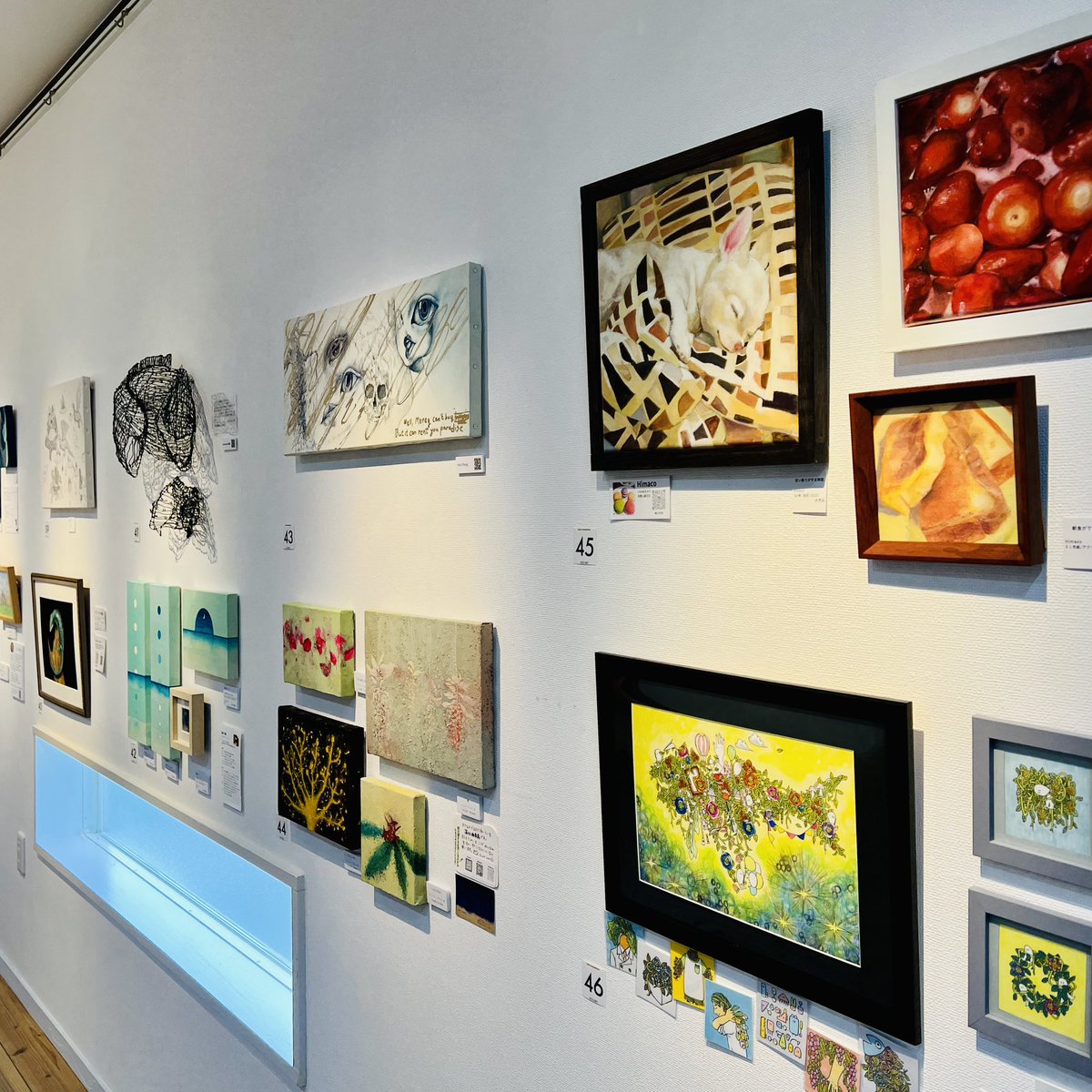 GalleryCafeAQUA's tweet photo. Gallery&Cafe AQUA ART Competition
「AQUART(アクアート)2024」
後半に入りました。
2023.1/7(日)〜1/21(日)
10時〜17時
ウェブ投票は以下のURLからお願いします
*投票は明日(1/20迄です)
https://t.co/T2uFBoyXyR
#AQUART2024 https://t.co/j99lt2c1LK